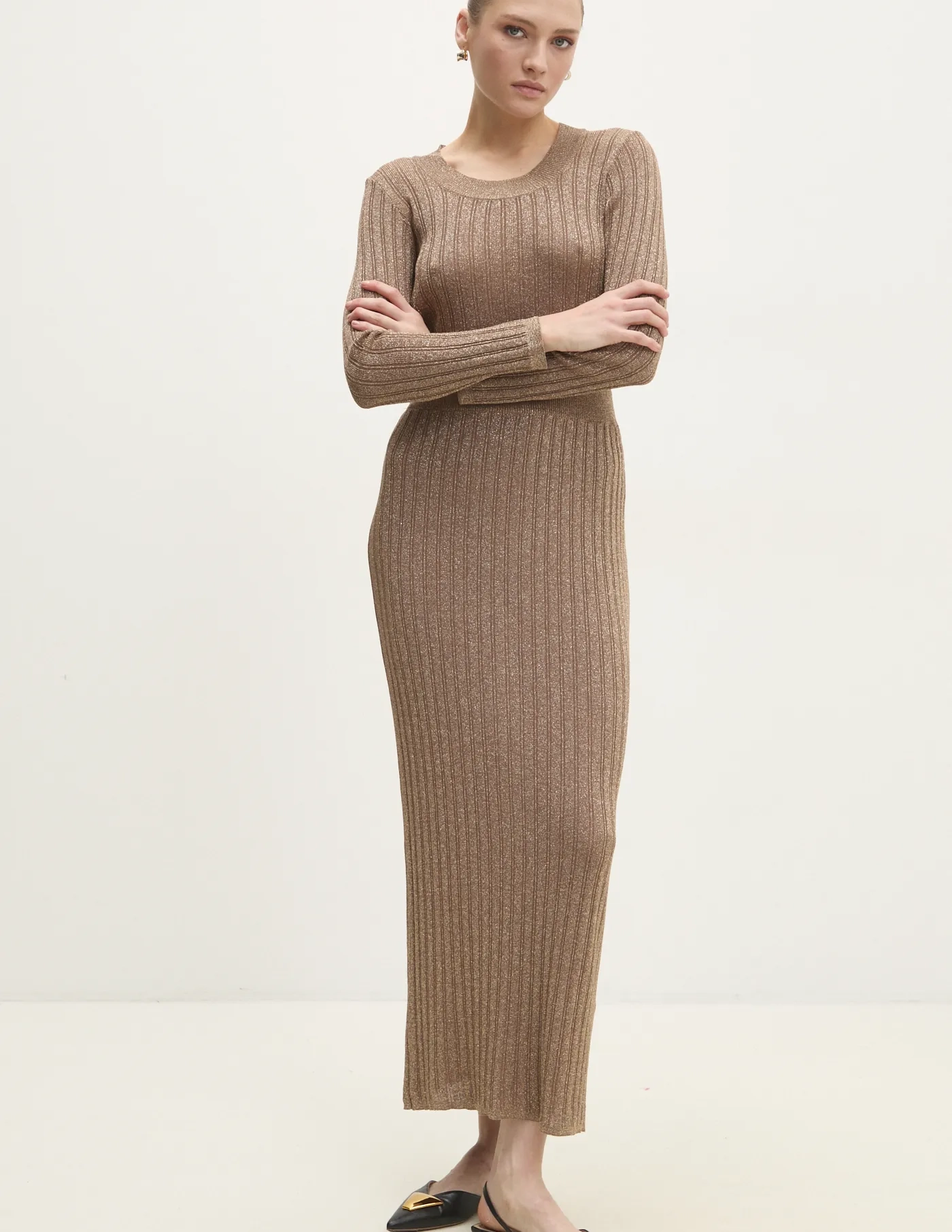 Свитер Answear Lab, золотой
Свитер Answear Lab, золотой