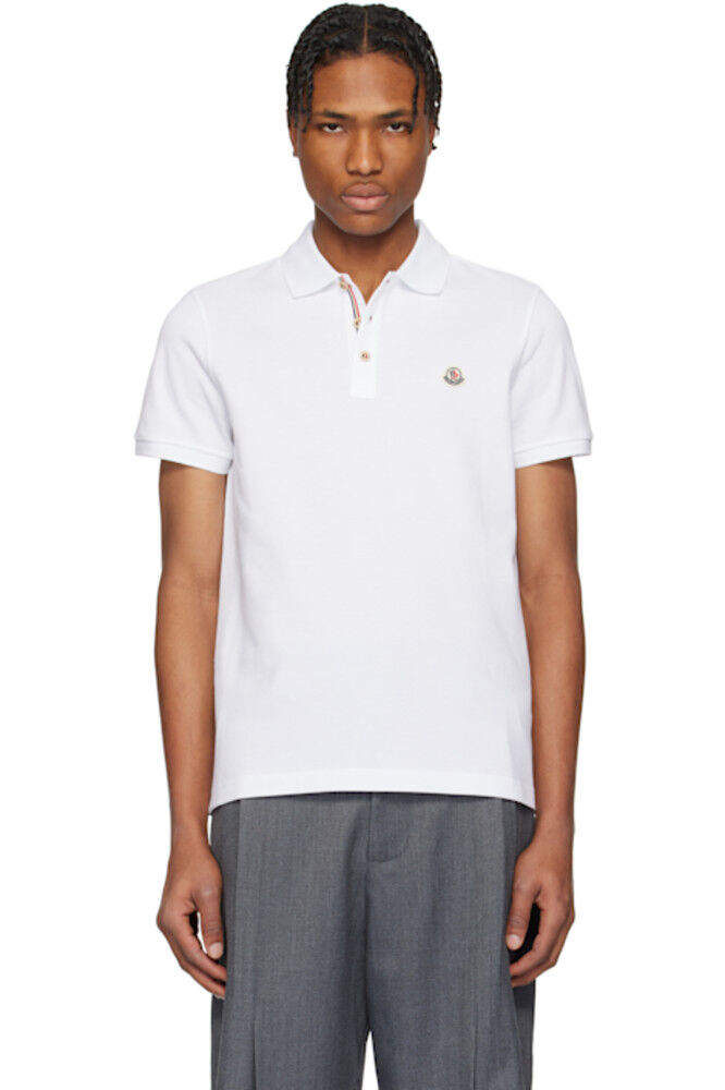 Белая нашивка с логотипом из хлопка Поло Moncler
Белая нашивка с логотипом из хлопка Поло Moncler