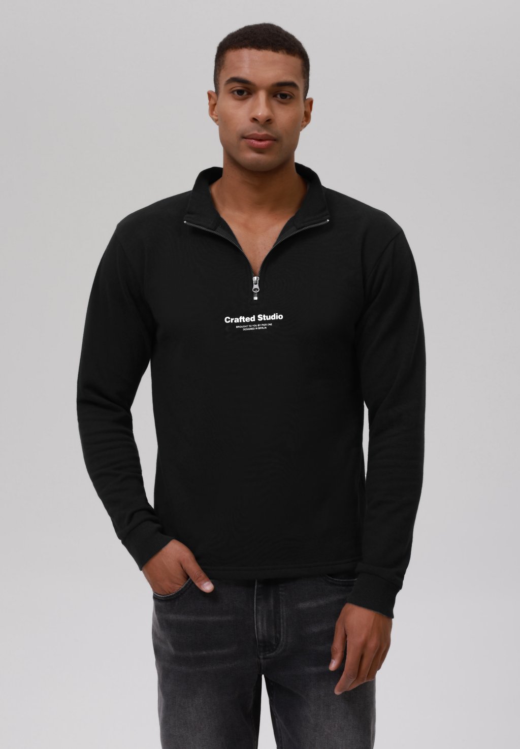 Толстовка Pier One, черный
Толстовка Pier One, черный