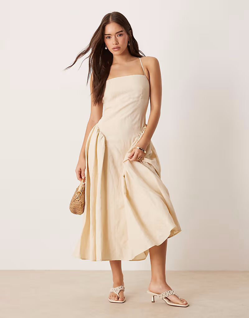 Структурированное миди-платье Nobody's Child Lupin в каменном цвете
Структурированное миди-платье Nobody's Child Lupin в каменном цвете