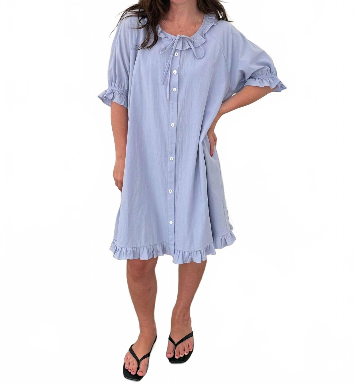 Платье Dorothy Baby с рюшами и пуговицами в голубом цвете Things Between
Платье Dorothy Baby с рюшами и пуговицами в голубом цвете Things Between