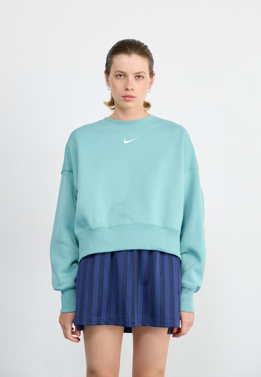 Толстовка Nike Sportswear CREW, Cannon/Blue-Grey
Толстовка Nike Sportswear CREW, Cannon/Blue-Grey