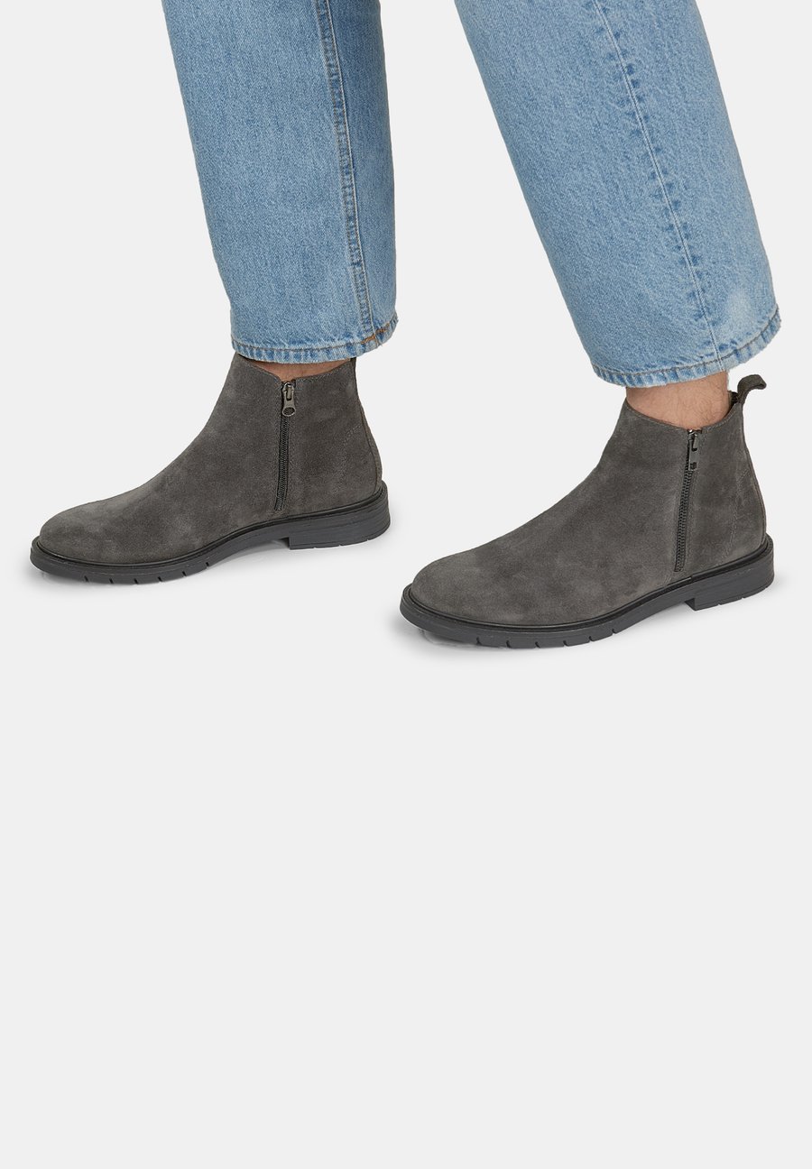 Ботинки Bata Classic ankle boots, Grigio/Grey
Ботинки Bata Classic ankle boots, Grigio/Grey