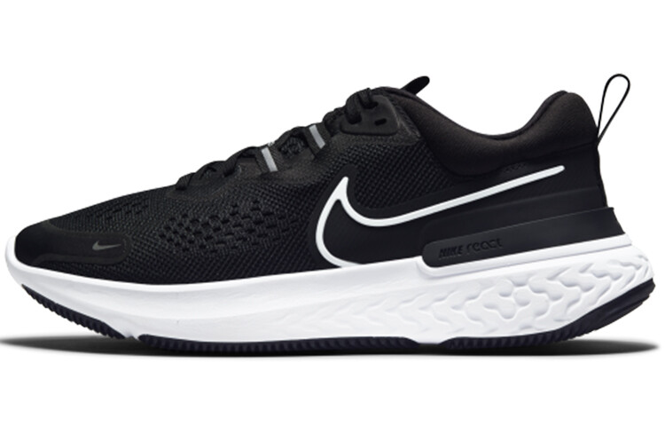 Женские кроссовки Nike React Miler 2
Женские кроссовки Nike React Miler 2