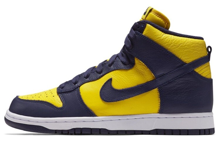 Кроссовки Nike Dunk High Michigan
Кроссовки Nike Dunk High Michigan