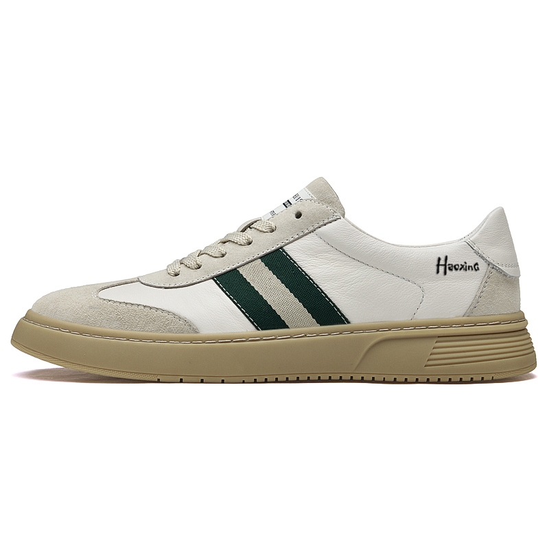 Повседневные мужские кроссовки низкие черно-белые экстравагантные 
Повседневные мужские кроссовки низкие черно-белые экстравагантные