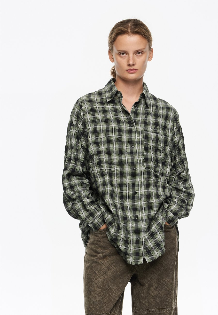 Блуза Bimba Y Lola TEXTURA CUADROS , Verde/Green
Блуза Bimba Y Lola TEXTURA CUADROS , Verde/Green