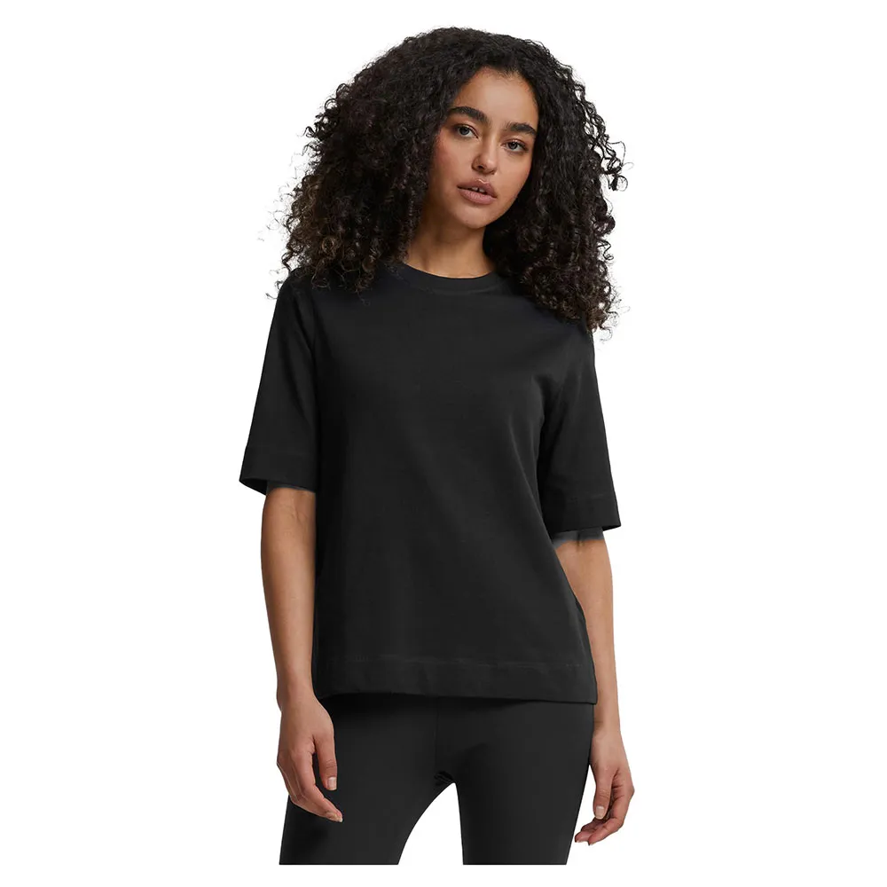 Футболка с коротким рукавом Urban Classics Classy, черный
Футболка с коротким рукавом Urban Classics Classy, черный