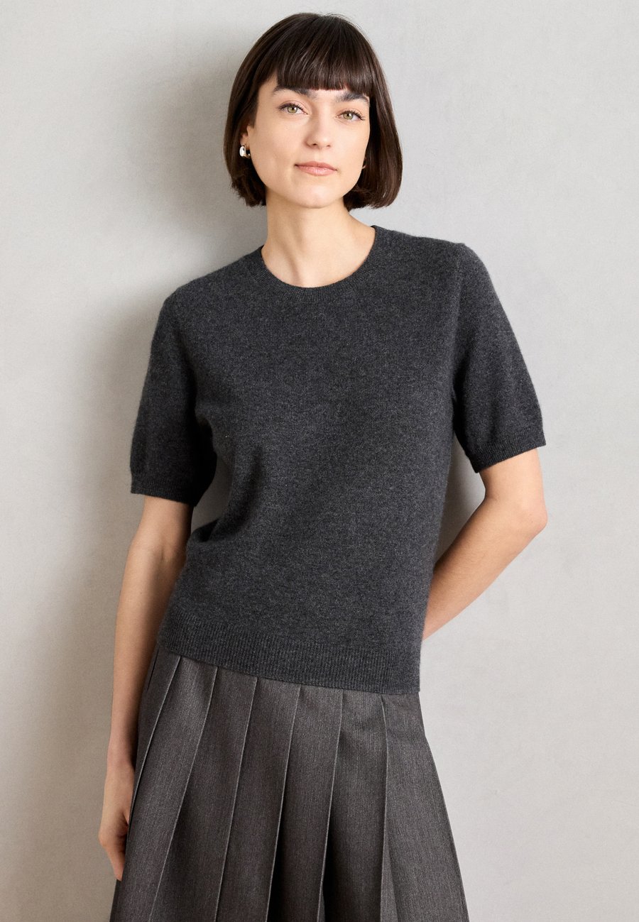 Футболка Lindex MELINDA , Dark Grey Melange/Dark Grey
Футболка Lindex MELINDA , Dark Grey Melange/Dark Grey