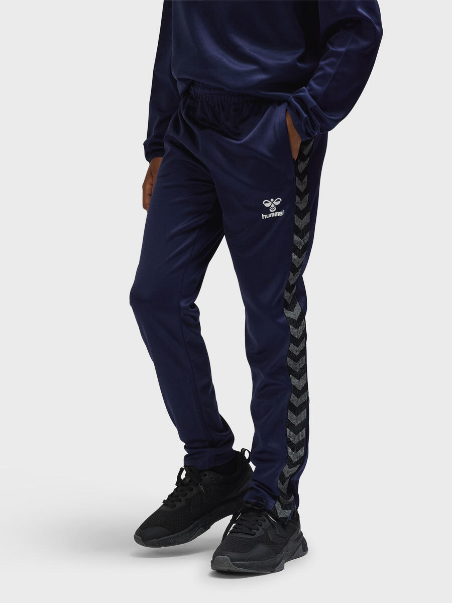 Регулируемые брюки с талией Hmlauthentic kids HUMMEL
Регулируемые брюки с талией Hmlauthentic kids HUMMEL