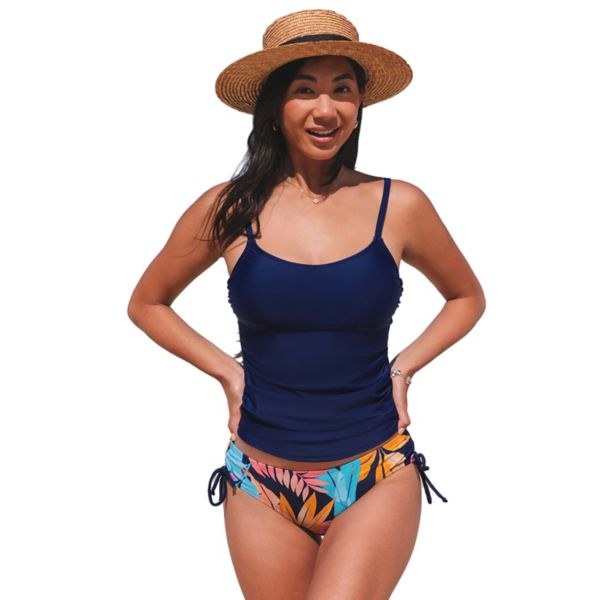 Женский комплект из двух предметов: топ и плавки танкини с круглым вырезом Cupshe, цвет blue floral
Женский комплект из двух предметов: топ и плавки танкини с круглым вырезом Cupshe, цвет blue floral