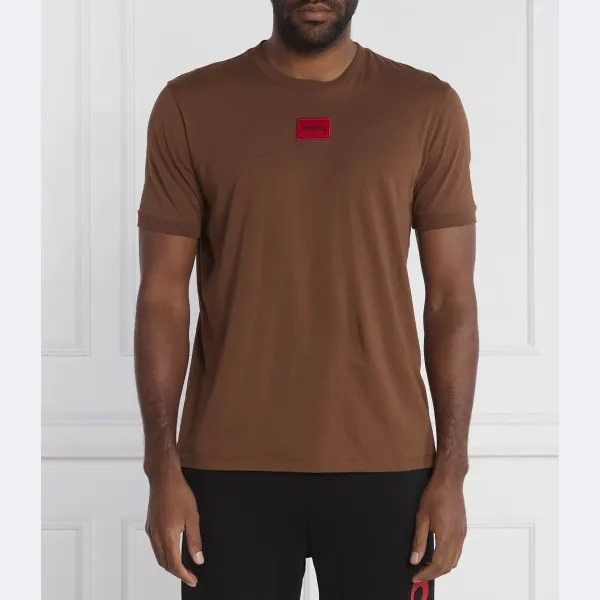 Diragolino212 футболка стандартного кроя Hugo, коричневый
Diragolino212 футболка стандартного кроя Hugo, коричневый