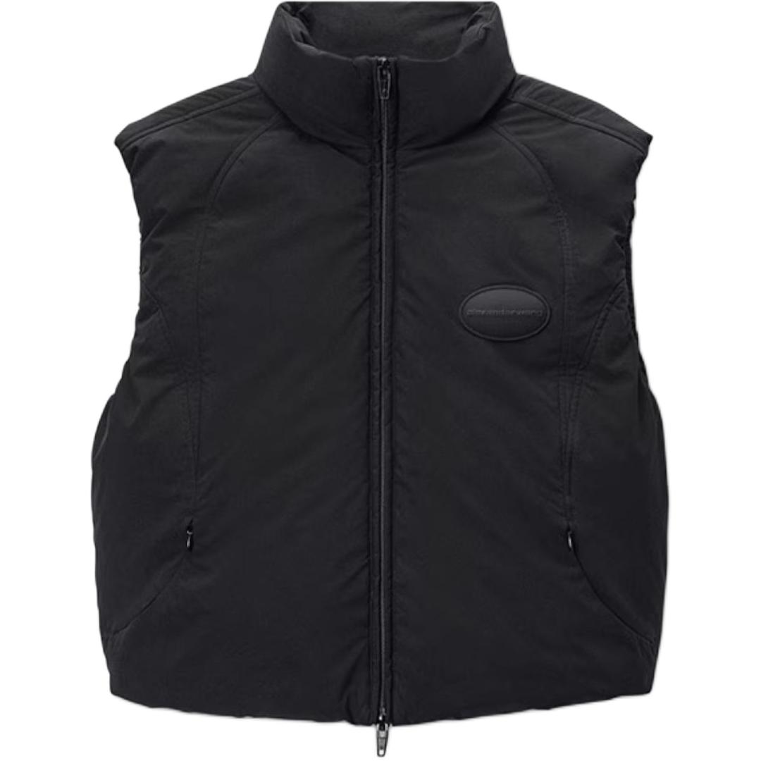 Alexander Wang Пуховик-жилет Dome Silicone Patch черный
Alexander Wang Пуховик-жилет Dome Silicone Patch черный