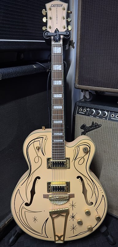 Электрогитара Gretsch G5191MS Electromatic Tim Armstrong w/Custom Pinstriping - Man Salmon
Электрогитара Gretsch G5191MS Electromatic Tim Armstrong w/Custom Pinstriping - Man Salmon