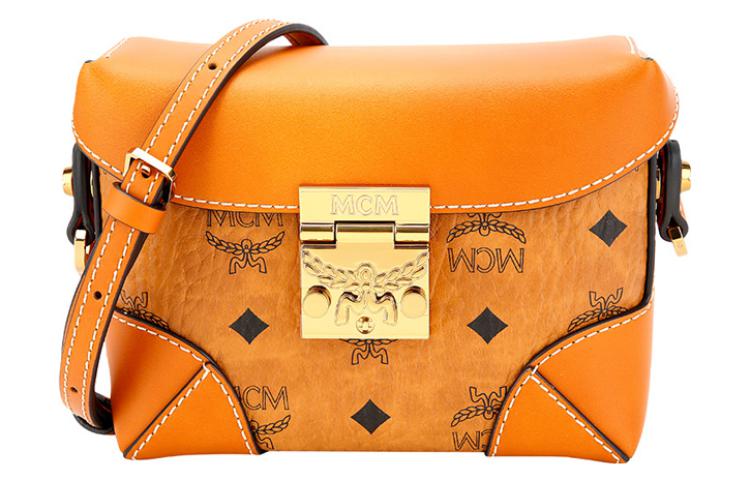 MCM Мягкая берлинская кожаная маленькая квадратная сумка кроссбоди женская коричневая
MCM Мягкая берлинская кожаная маленькая квадратная сумка кроссбоди женская коричневая