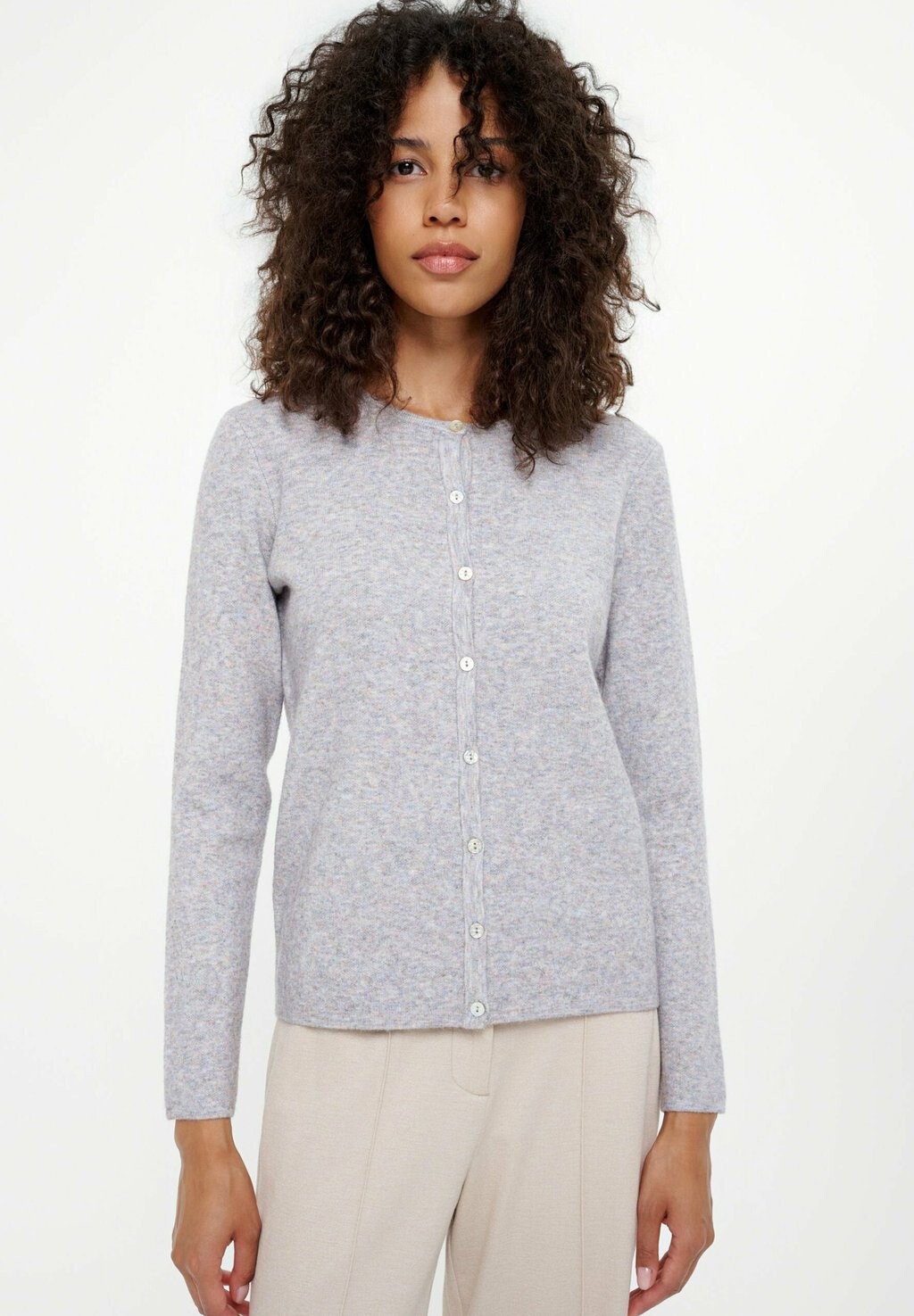 Кардиган Greenpoint, светло-серый
Кардиган Greenpoint, светло-серый