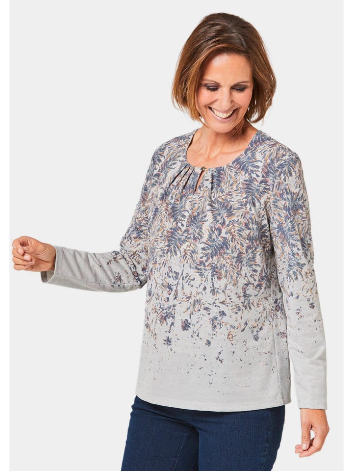 Рубашка: Красивая рубашка с принтом и изысканным вырезом в светло-сиреневом цвете с узором. GOLDNER
Рубашка: Красивая рубашка с принтом и изысканным вырезом в светло-сиреневом цвете с узором. GOLDNER