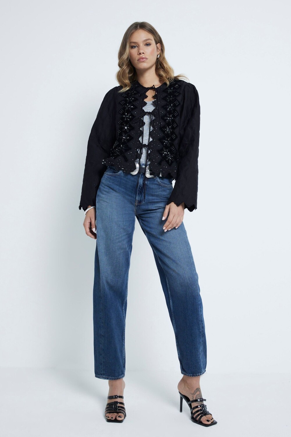 Домашнее пальто с вышивкой River Island, черный
Домашнее пальто с вышивкой River Island, черный