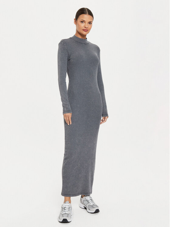 Повседневное платье regular fit Valerie 15337268 Only, черный
Повседневное платье regular fit Valerie 15337268 Only, черный