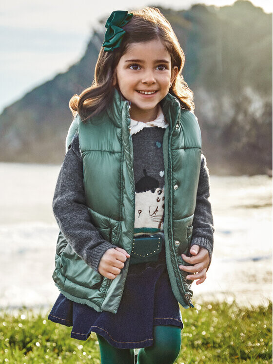 Жилет стандартного кроя Mayoral, зеленый
Жилет стандартного кроя Mayoral, зеленый