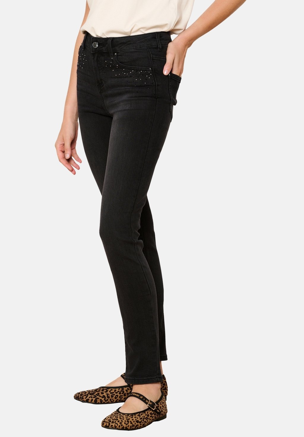 Джинсы облегающего кроя WITH STUDS LolaLiza, черный
Джинсы облегающего кроя WITH STUDS LolaLiza, черный