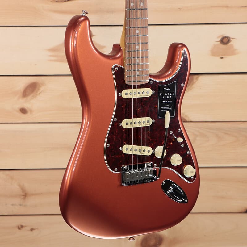Fender Player Plus Stratocaster — Aged Candy Apple Red — MX22251335
Fender Player Plus Stratocaster — Aged Candy Apple Red — MX22251335