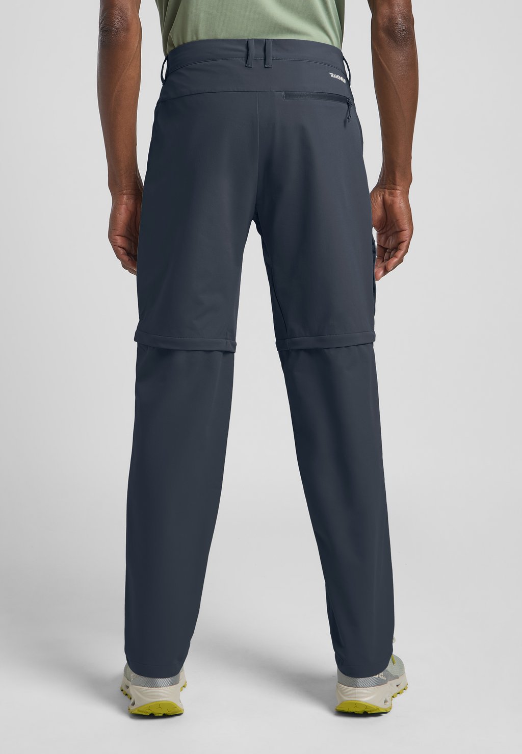 Брюки для активного отдыха PICO TRAIL ZIP OFF Jack Wolfskin, темно-синий
Брюки для активного отдыха PICO TRAIL ZIP OFF Jack Wolfskin, темно-синий