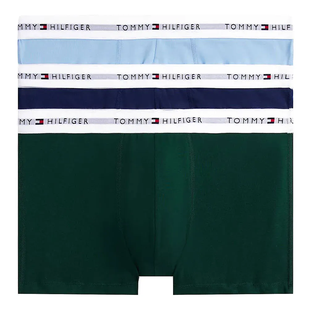 Боксеры 3 шт Tommy Hilfiger Signature Essential UM0UM02761, разноцветный
Боксеры 3 шт Tommy Hilfiger Signature Essential UM0UM02761, разноцветный
