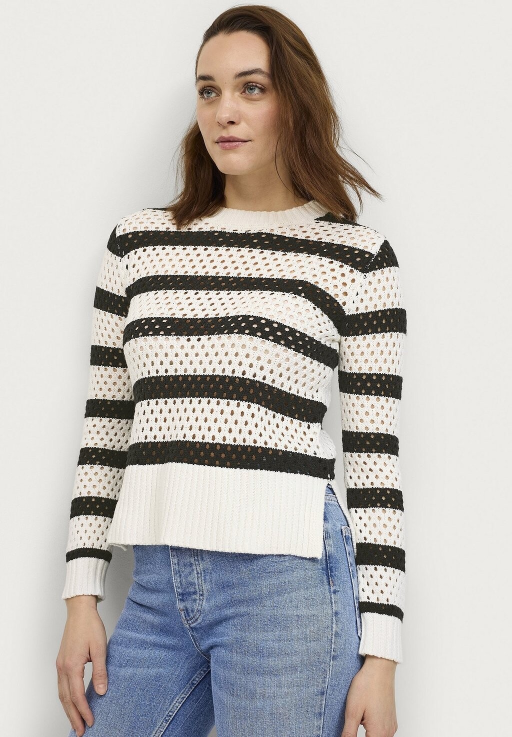 Вязаный свитер Ellos Collection, цвет schwarz weiß gestreift
Вязаный свитер Ellos Collection, цвет schwarz weiß gestreift