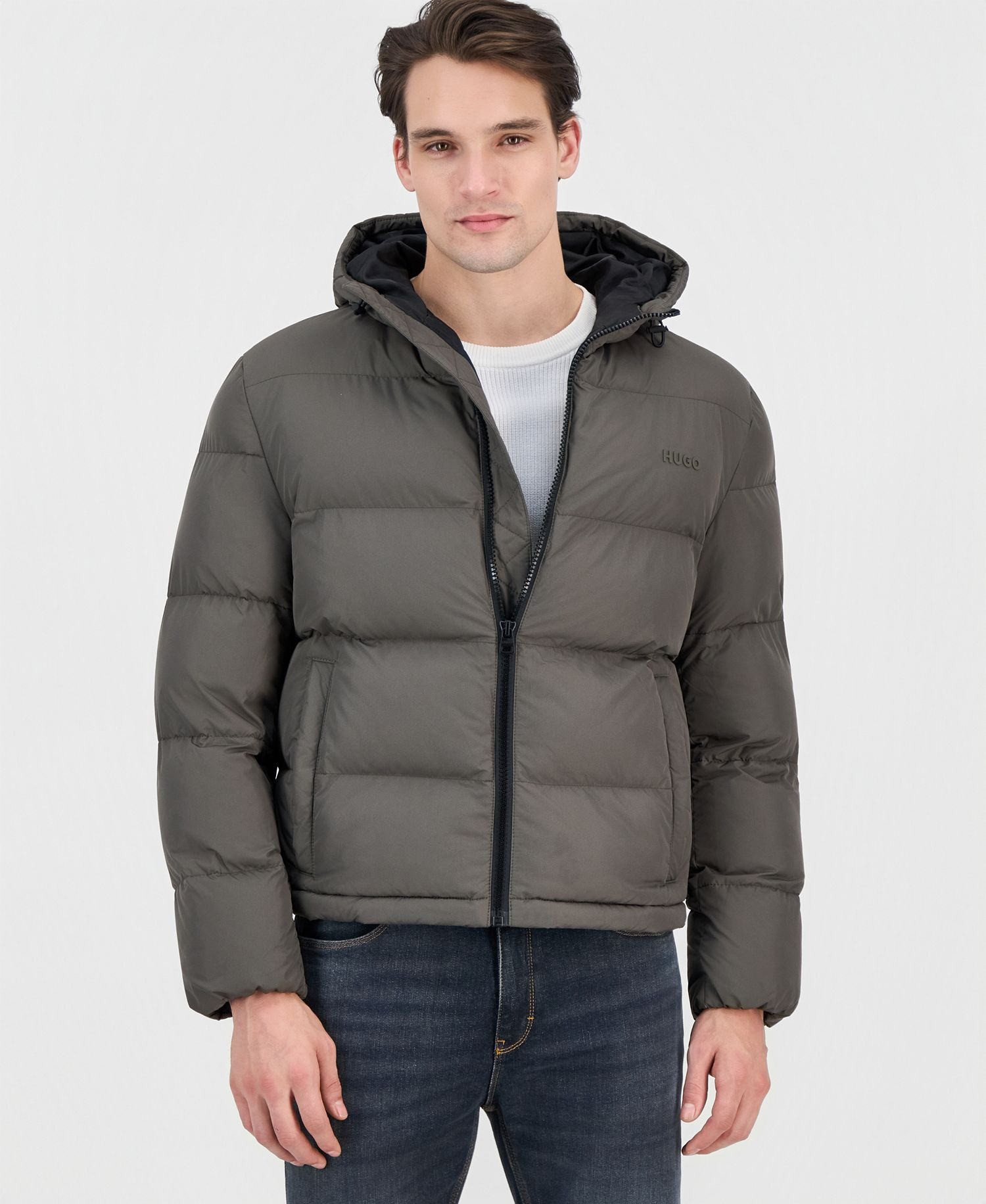 Мужская куртка Hugo Boss Beazly2436 Slim-Fit утепленная с капюшоном и молнией, оливковый
Мужская куртка Hugo Boss Beazly2436 Slim-Fit утепленная с капюшоном и молнией, оливковый
