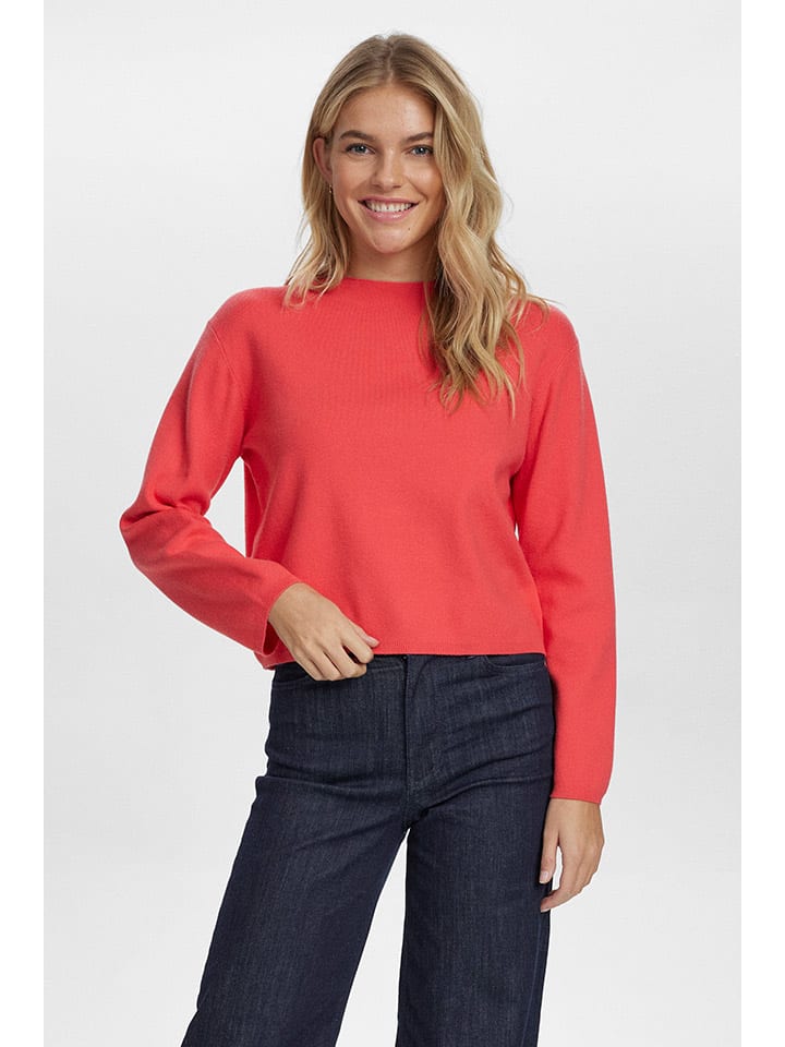 NÜMPH Красный свитер
NÜMPH Красный свитер