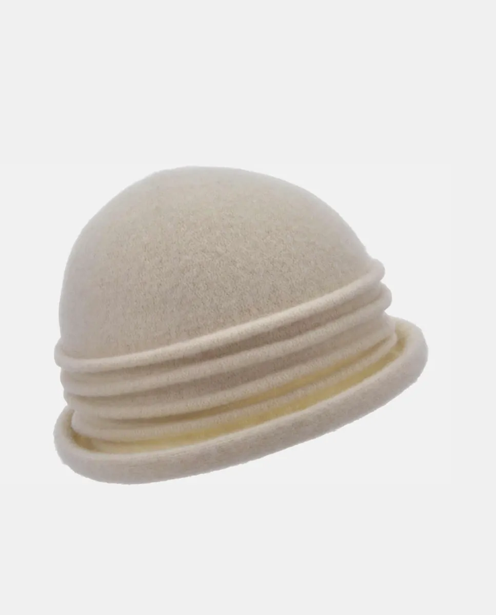 Шапка из вареной шерсти Seeberger, белый
Шапка из вареной шерсти Seeberger, белый