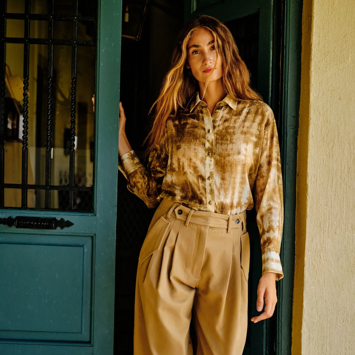 Женская рубашка Verhunt, бежевый
Женская рубашка Verhunt, бежевый