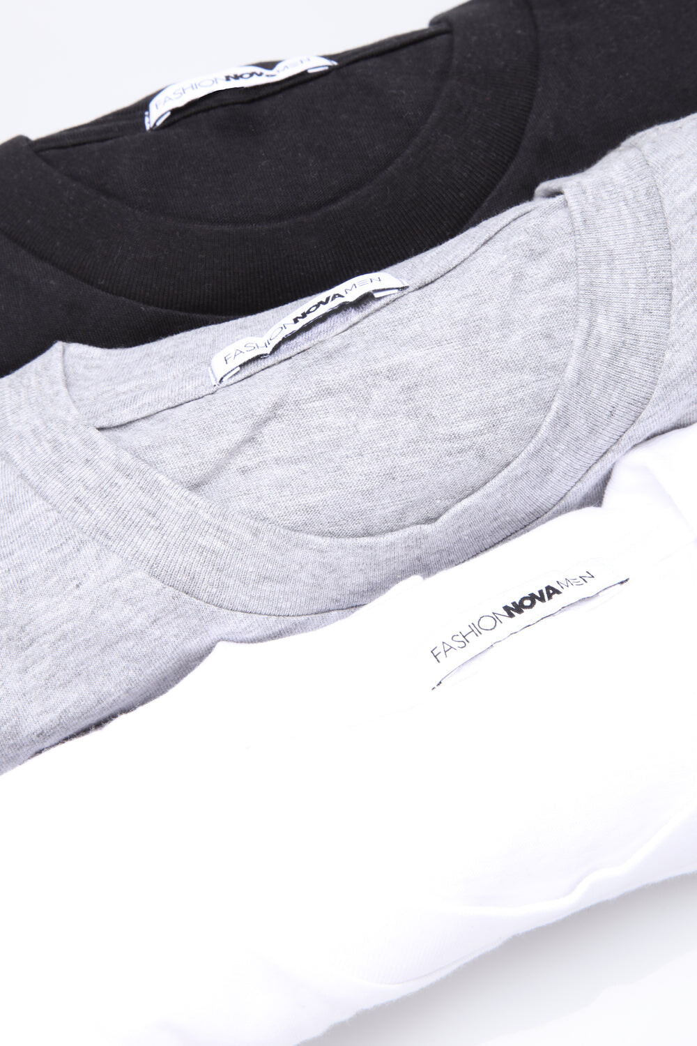 Футболка Fashion Nova NMKT306183PK, черный
Футболка Fashion Nova NMKT306183PK, черный