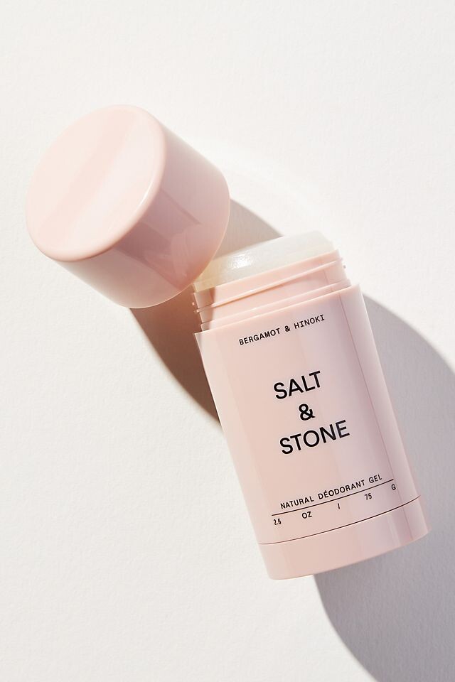 Дезодорант-гель SALT & STONE натуральный для чувствительной кожи, бергамот хиноки
Дезодорант-гель SALT & STONE натуральный для чувствительной кожи, бергамот хиноки