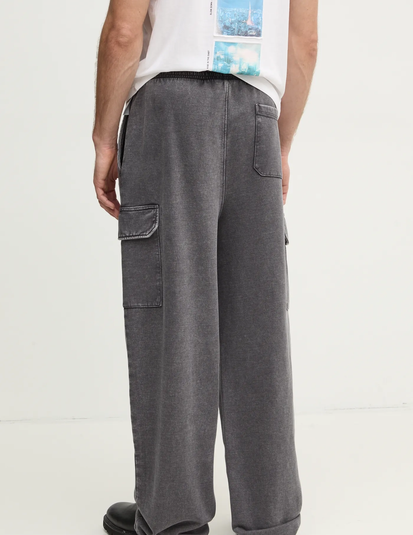 Хлопковые спортивные штаны Guess, серый
Хлопковые спортивные штаны Guess, серый