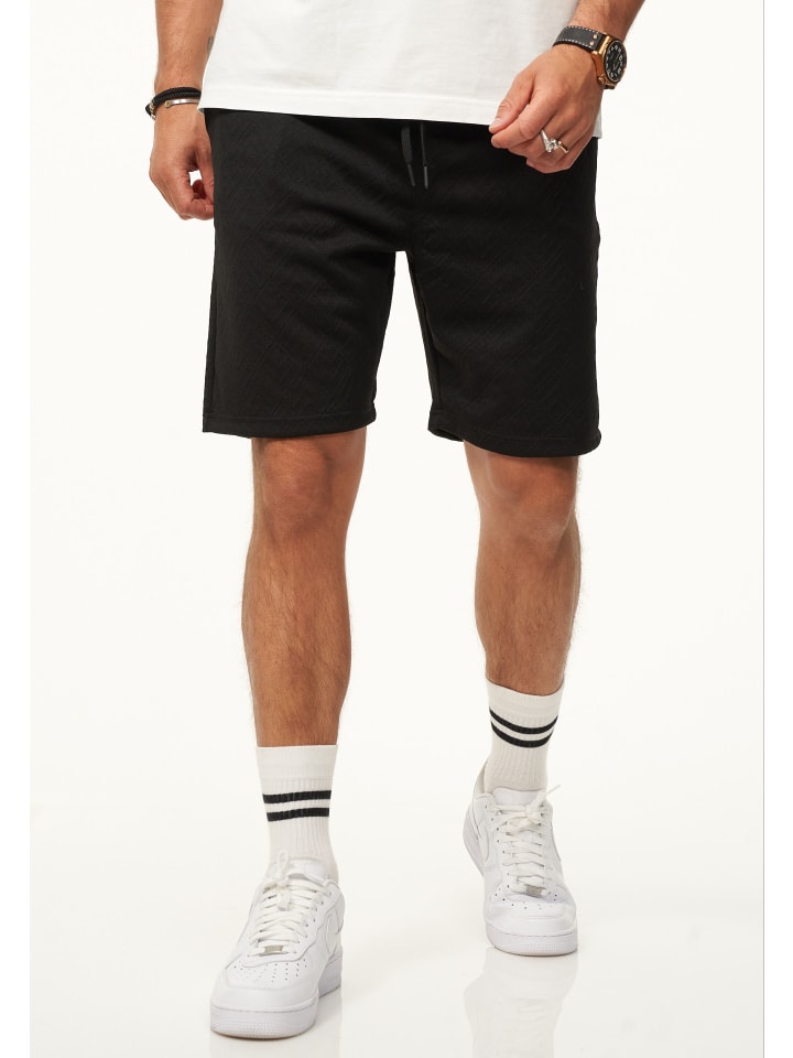 Тканевые шорты CARISMA, черный
Тканевые шорты CARISMA, черный