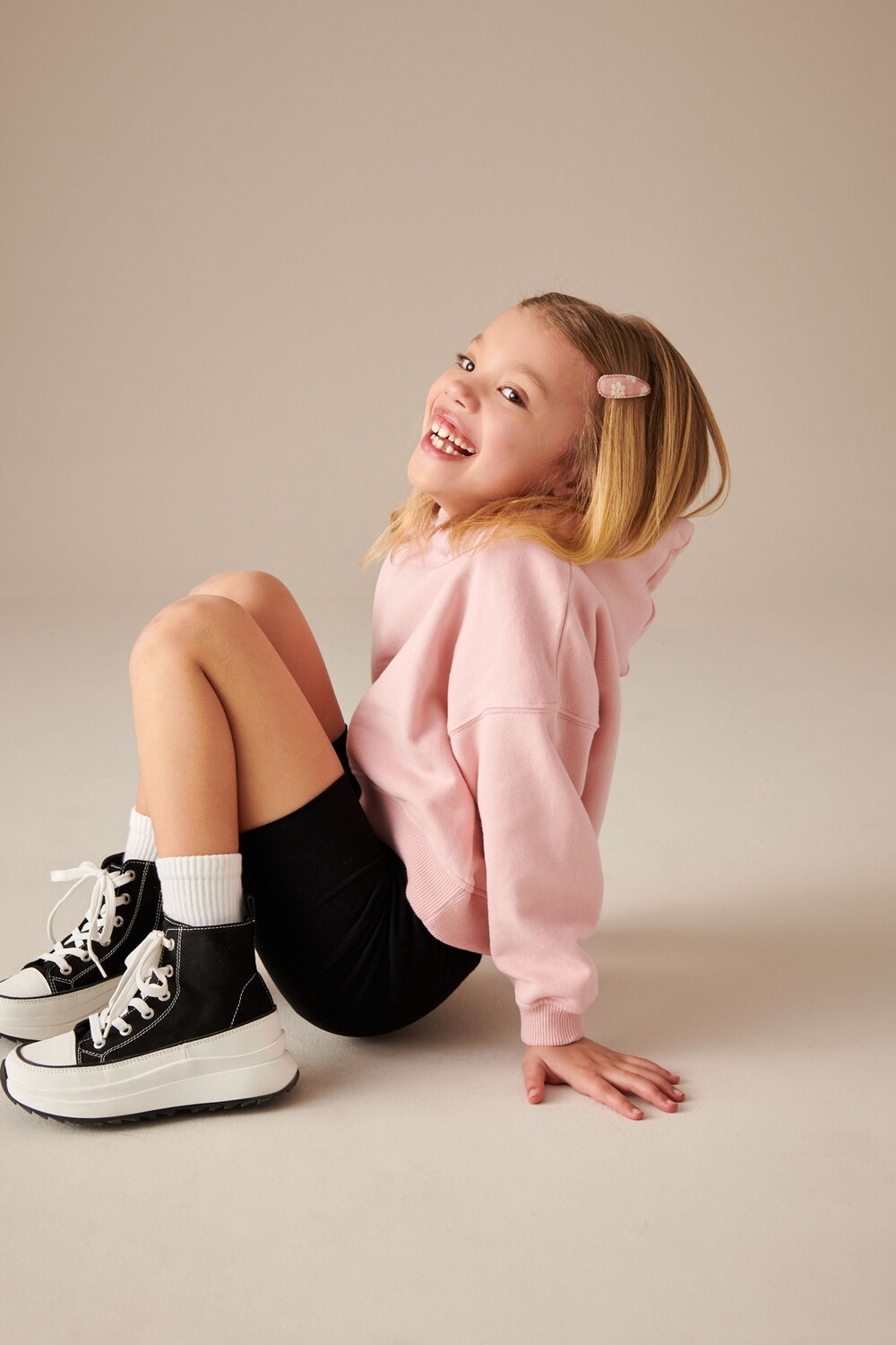 Кроссовки на шнуровке на очень толстой подошве Next, черный
Кроссовки на шнуровке на очень толстой подошве Next, черный