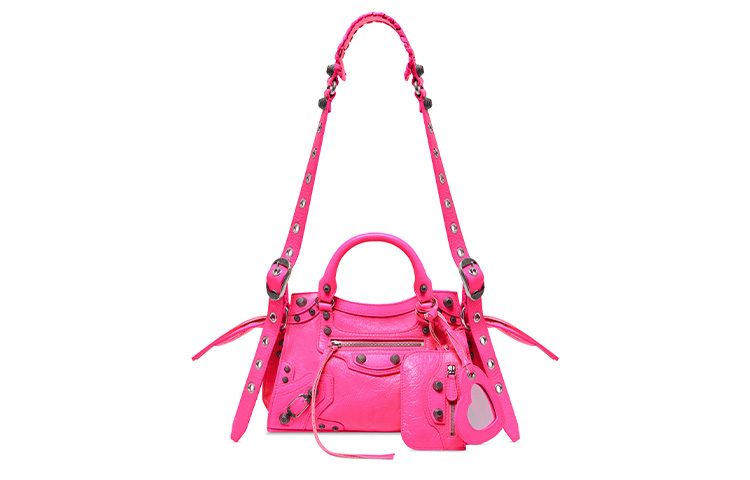 Balenciaga Сумка через плечо Neo Cagole Fine Grained Sheepskin, кроссбоди, женская ручная кладь Extra Small розовая
Balenciaga Сумка через плечо Neo Cagole Fine Grained Sheepskin, кроссбоди, женская ручная кладь Extra Small розовая