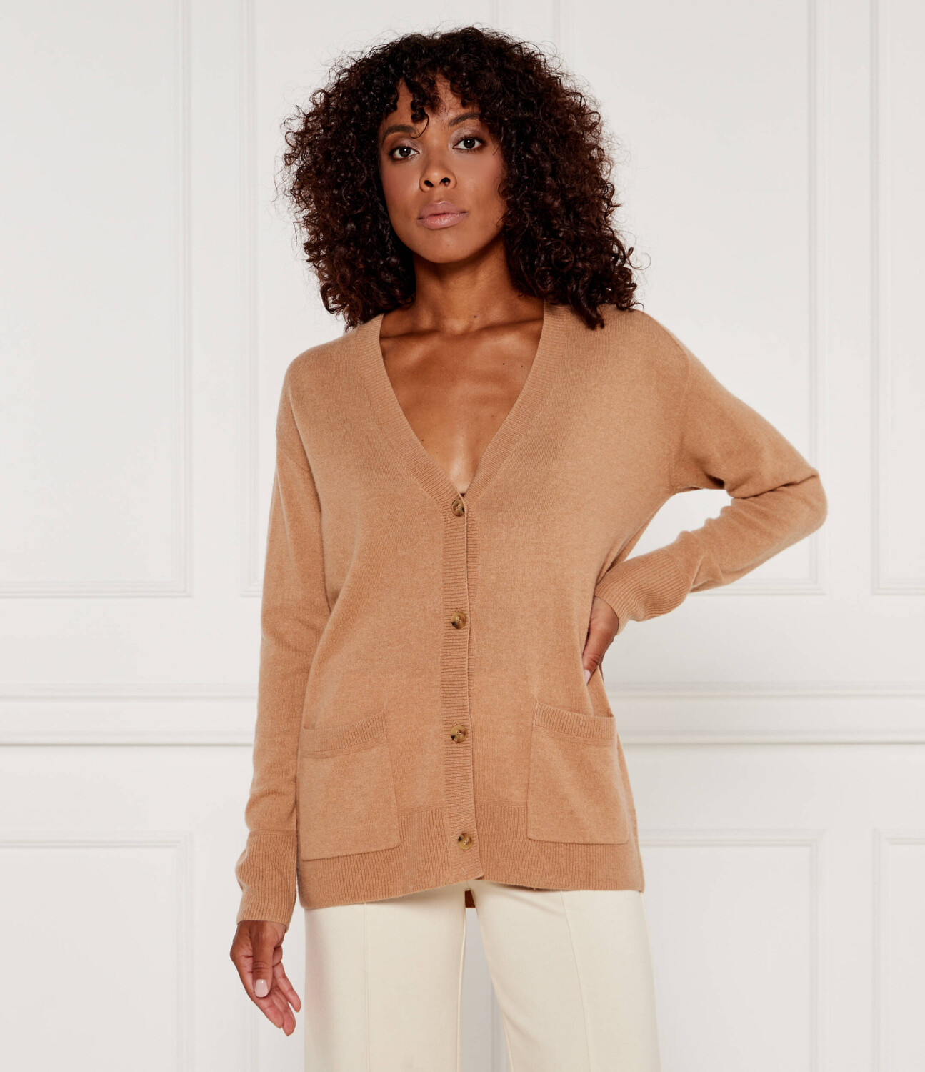 Свитер RIANI mantel Regular Fit, коричневый
Свитер RIANI mantel Regular Fit, коричневый