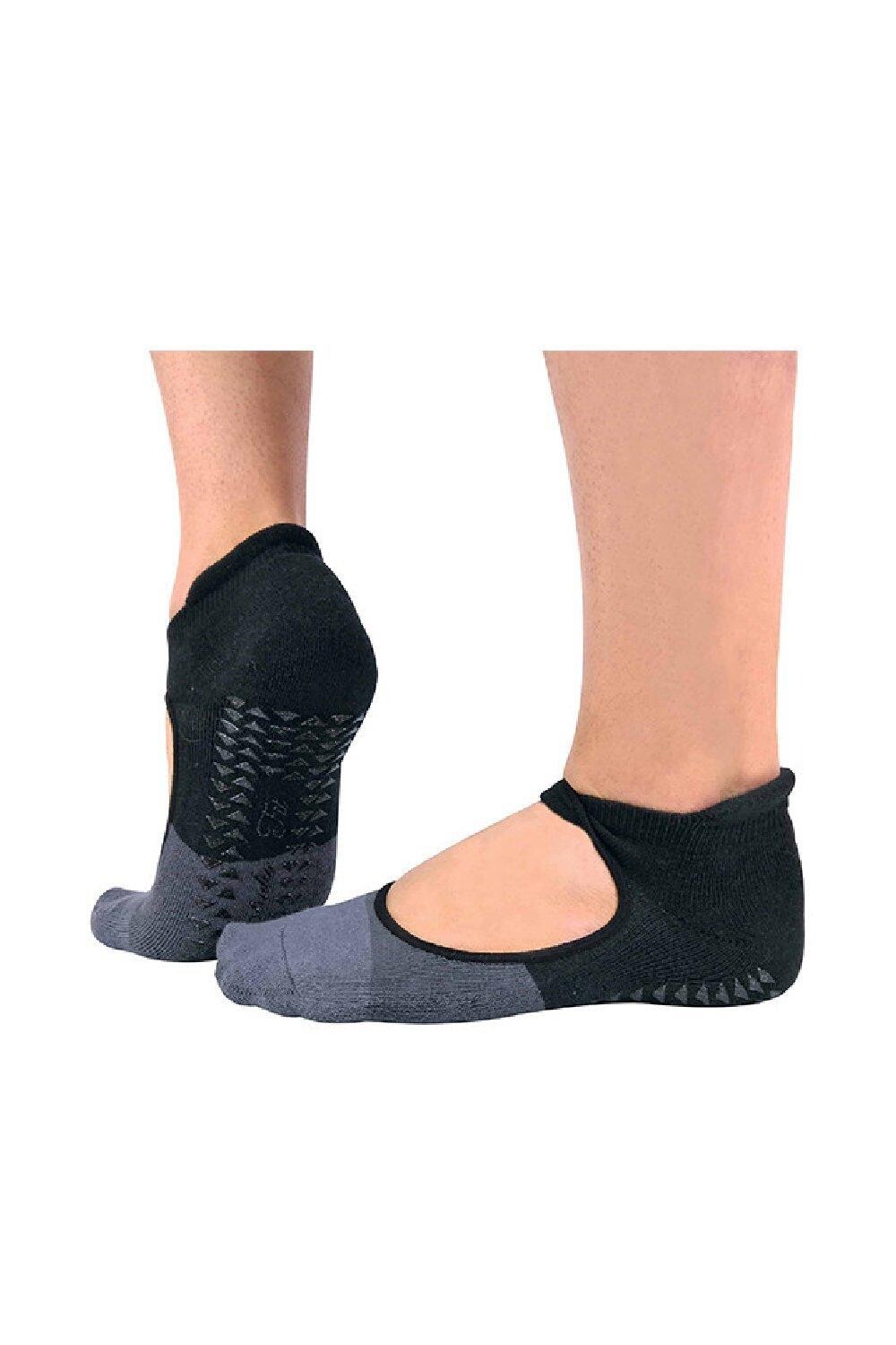 2 пары невидимых носков для пилатеса для йоги с нескользящей ручкой и низким вырезом Sock Snob, черный
2 пары невидимых носков для пилатеса для йоги с нескользящей ручкой и низким вырезом Sock Snob, черный