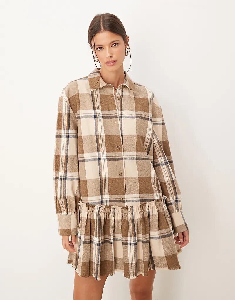 Мини-платье-рубашка ASOS DESIGN с заниженной талией в тональную светло-коричневую клетку
Мини-платье-рубашка ASOS DESIGN с заниженной талией в тональную светло-коричневую клетку