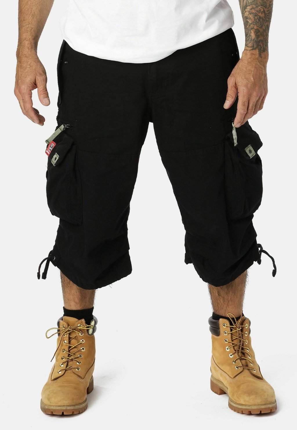 Шорты BAGGY Molecule, черный
Шорты BAGGY Molecule, черный