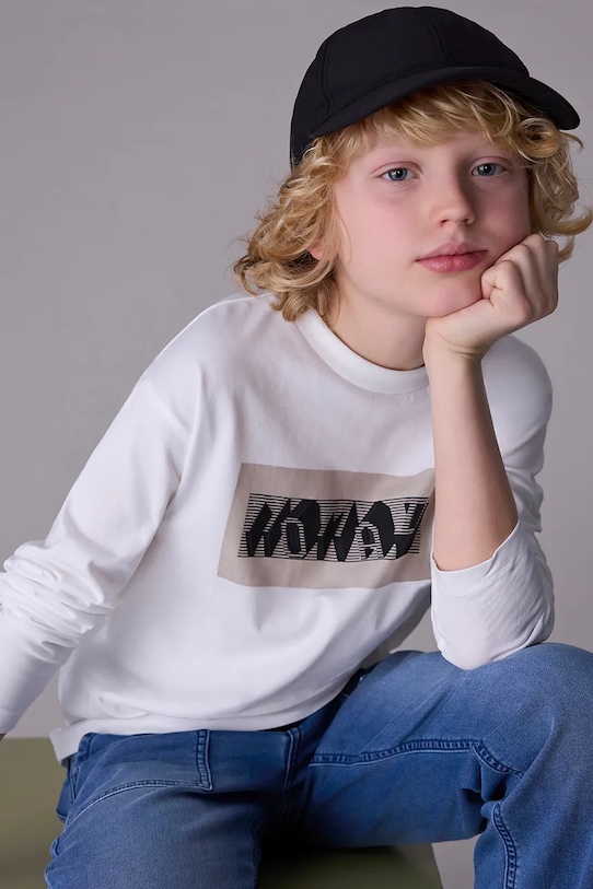 Детская хлопковая кофта с длинным рукавом Mayoral, бежевый
Детская хлопковая кофта с длинным рукавом Mayoral, бежевый