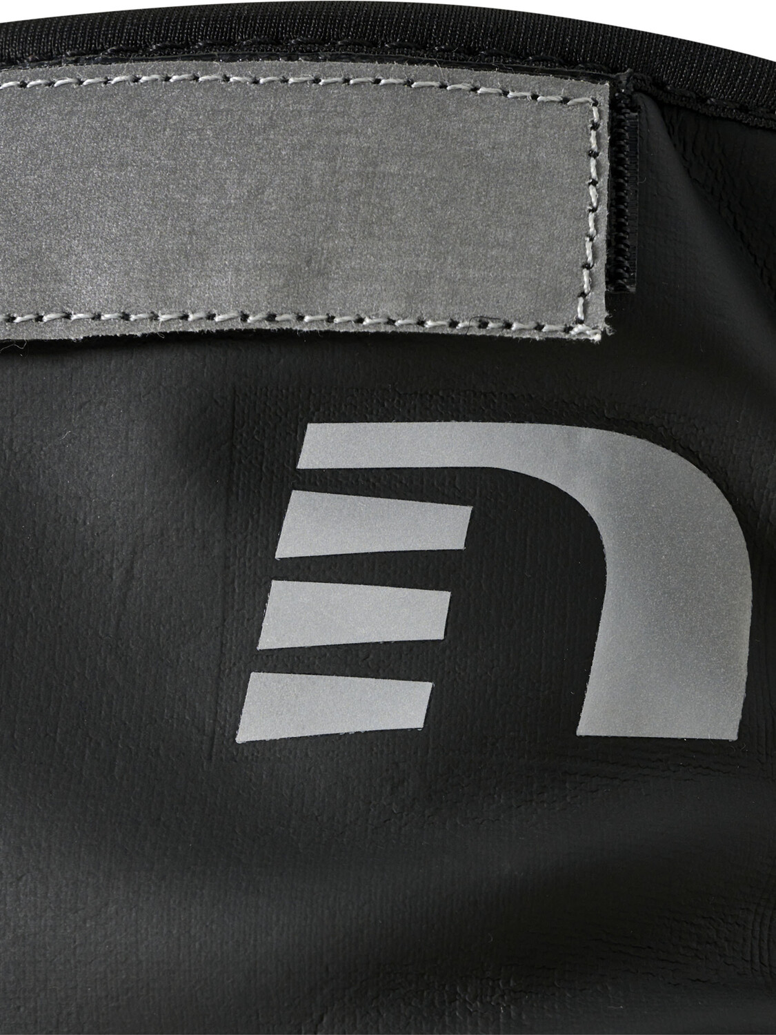 Дождевик Newline Core Rain Shoe Cover, черный
Дождевик Newline Core Rain Shoe Cover, черный