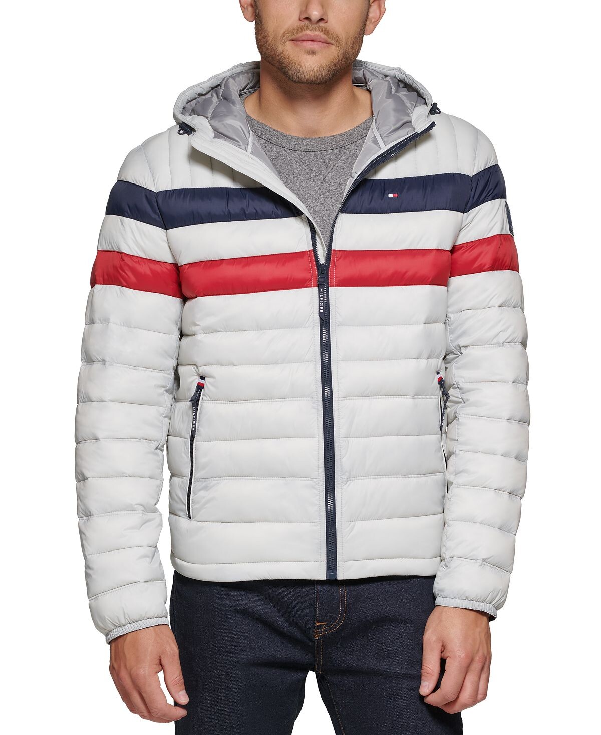 Мужская стеганая куртка-пуховик с цветными блоками и капюшоном Tommy Hilfiger, мульти, Серый, Мужская стеганая куртка-пуховик с цветными блоками и капюшоном Tommy Hilfiger, мульти
Мужская стеганая куртка-пуховик с цветными блоками и капюшоном Tommy Hilfiger, мульти, Серый, Мужская стеганая куртка-пуховик с цветными блоками и капюшоном Tommy Hilfiger, мульти