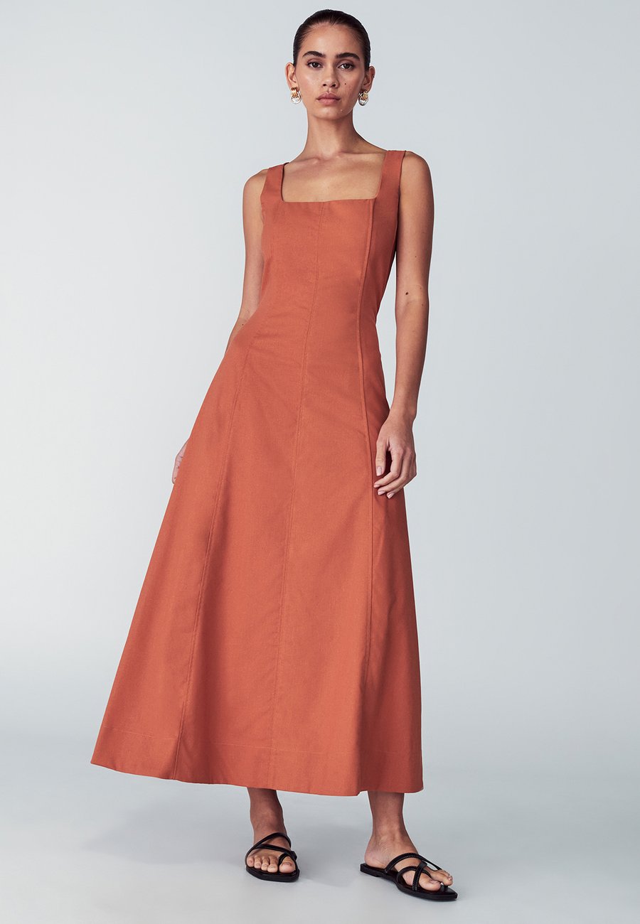 Платье ST MRLO MAIZY, Copper/Brown
Платье ST MRLO MAIZY, Copper/Brown