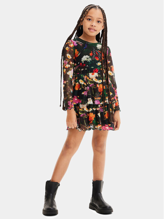 Платье на каждый день, стандартного кроя Desigual, мультиколор
Платье на каждый день, стандартного кроя Desigual, мультиколор