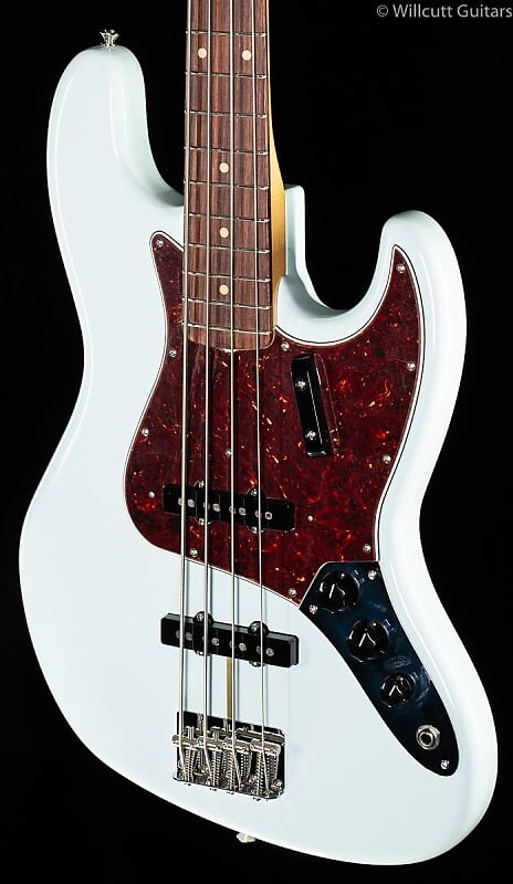 Бас-гитара Fender American Original '60s Jazz Bass Sonic Blue Bass - V1972248-9.18 lbs
Бас-гитара Fender American Original '60s Jazz Bass Sonic Blue Bass - V1972248-9.18 lbs