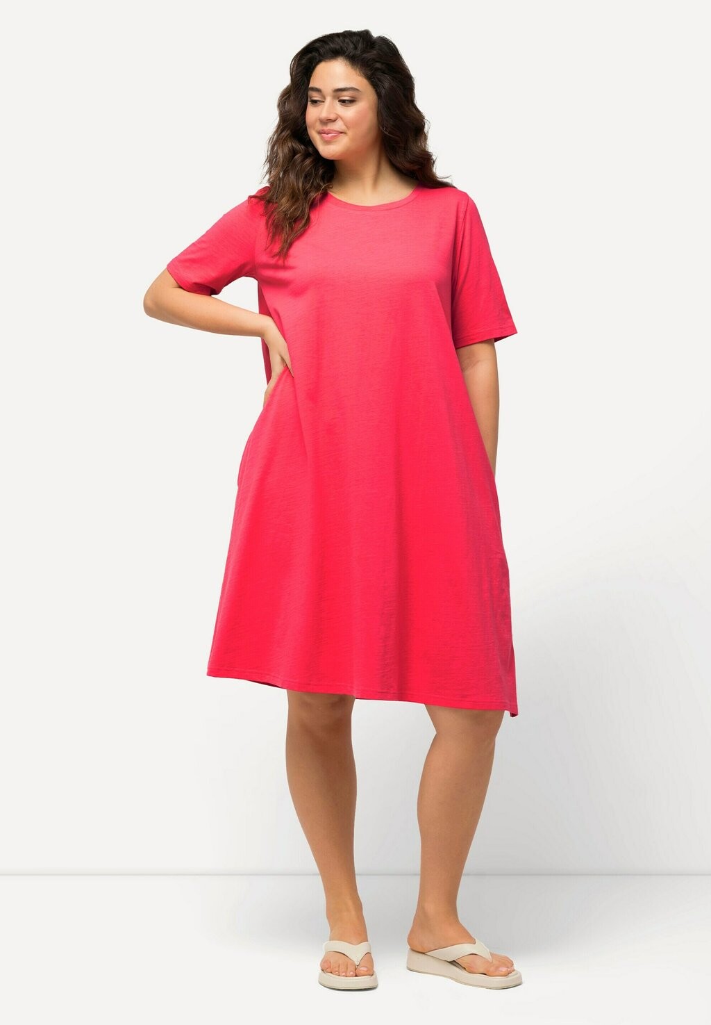 Платье из джерси A-LIJN RONDE HALS KORTE MOUWEN ZAKKEN Ulla Popken, розовый
Платье из джерси A-LIJN RONDE HALS KORTE MOUWEN ZAKKEN Ulla Popken, розовый